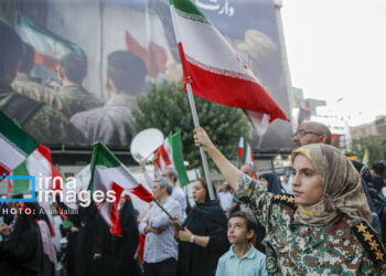 ببینید | ادعای مرندی در مصاحبه با رسانه انگلیسی‌زبان: ایرانی‌ها برای جنگ مجدد بسیار آماده‌تر هستند