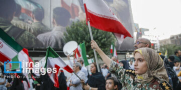 ببینید | ادعای مرندی در مصاحبه با رسانه انگلیسی‌زبان: ایرانی‌ها برای جنگ مجدد بسیار آماده‌تر هستند