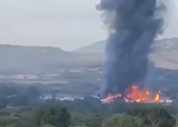 ببینید | واژگونی قطار حامل اتانول؛ اولین تصاویر از آتش‌سوزی عظیم در مکزیک!