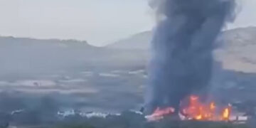 ببینید | واژگونی قطار حامل اتانول؛ اولین تصاویر از آتش‌سوزی عظیم در مکزیک!