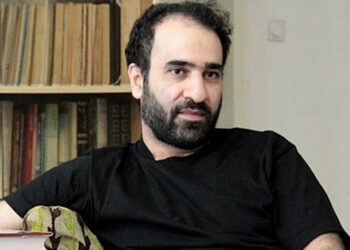 تعبیر رضا امیرخانی از پرواز با پاراگلایدر