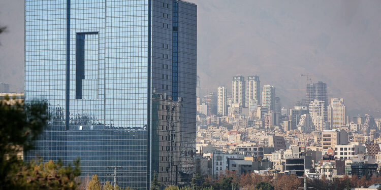 فرزین رفتنی شد؟/۵ گزینه برای جانشینی فرزین معرفی شدند