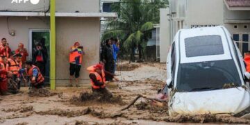 ببینید | سیل بی سابقه در ایالت واشنگتن / ده ها هزار نفر خانه های خود را ترک کردند