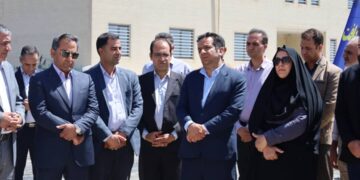 کلنگ احداث مجتمع فرهنگیان در شهرستان بافت به زمین زده شد